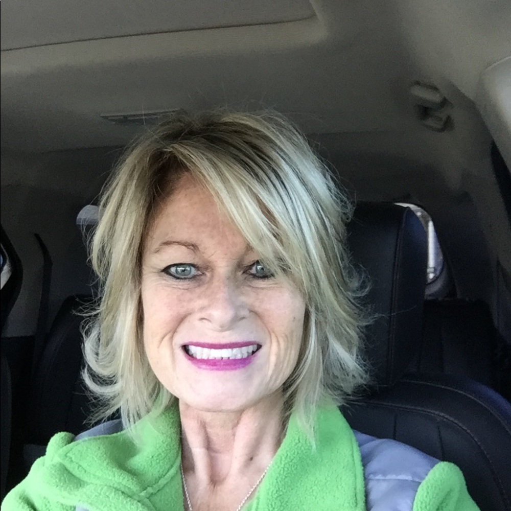 Meet your Posher, Lisa